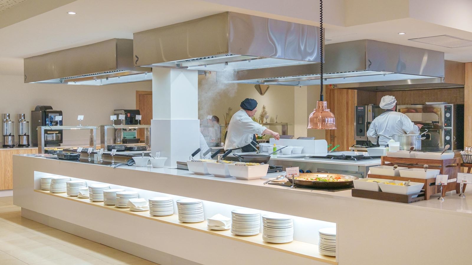 restaurants-dining-room