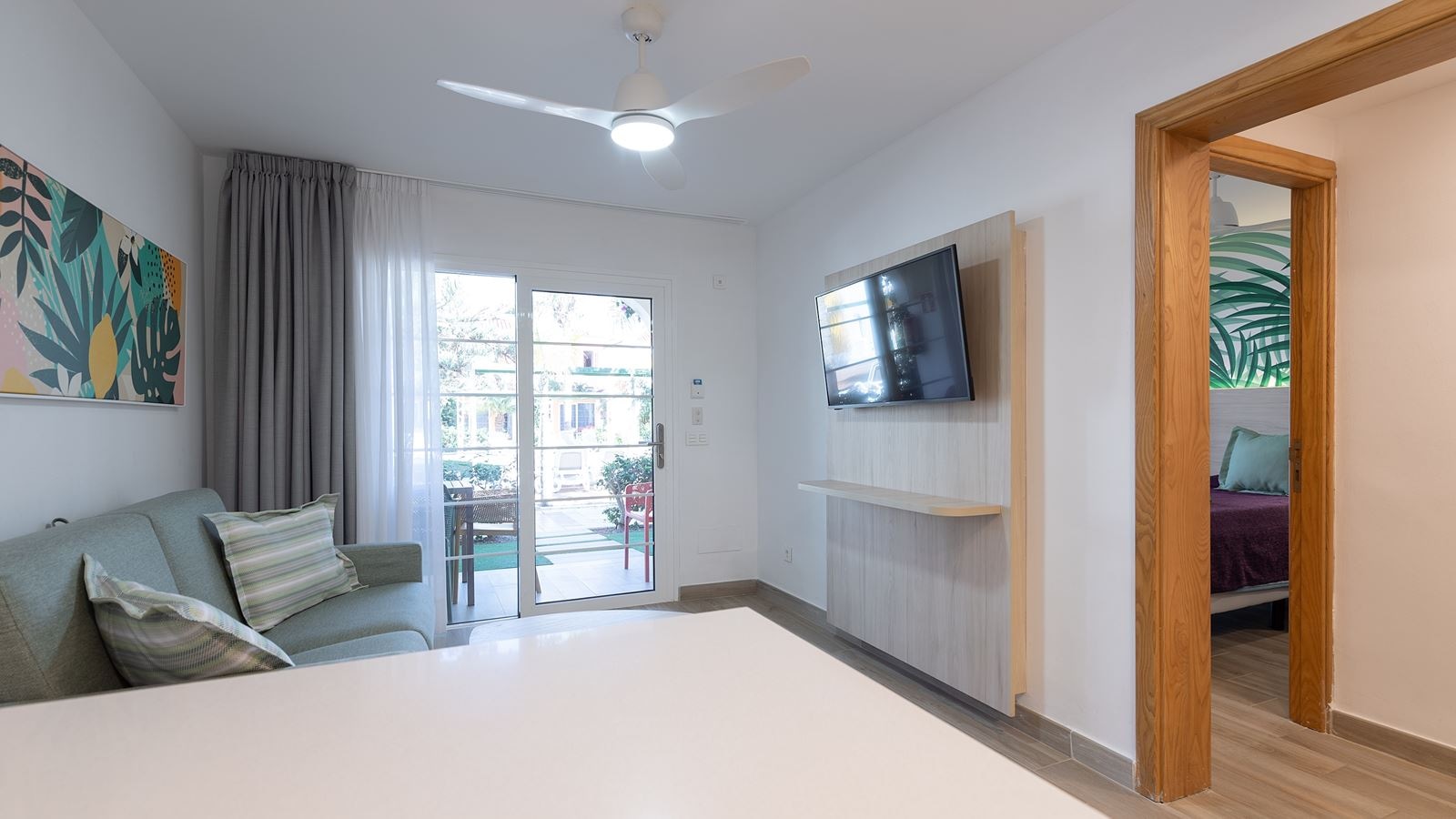 rooms-bungalow-classic-2-bedrooms-with-terrace