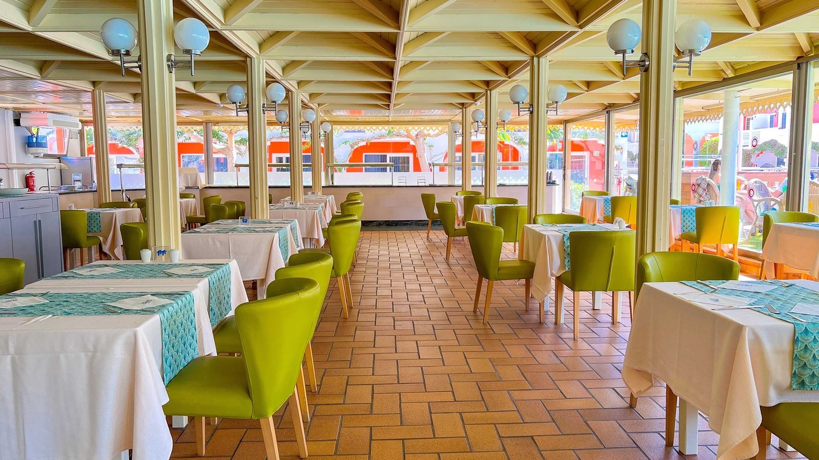 restaurants-restaurants