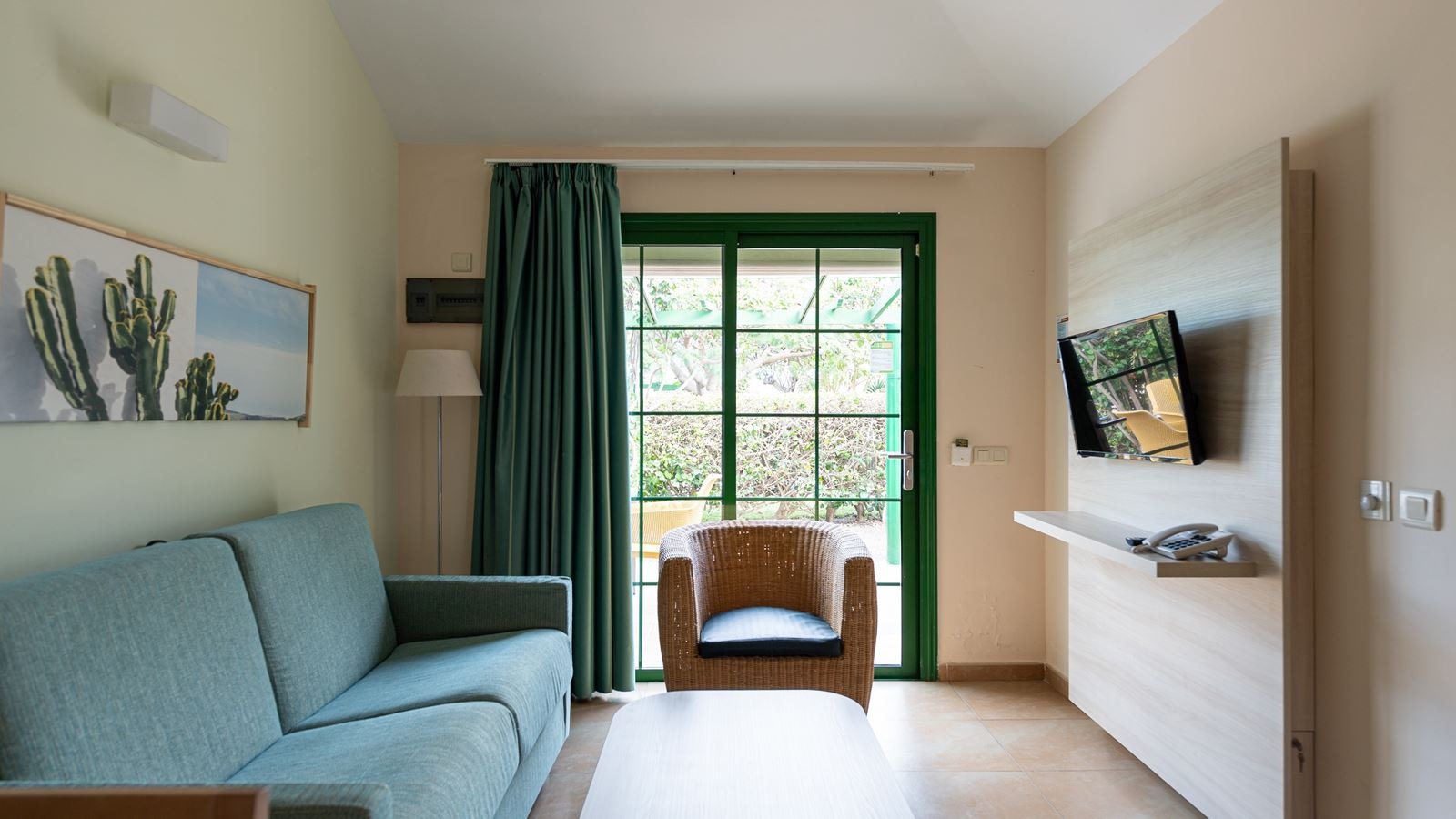 rooms-one-bedroom-bungalow-with-terrace