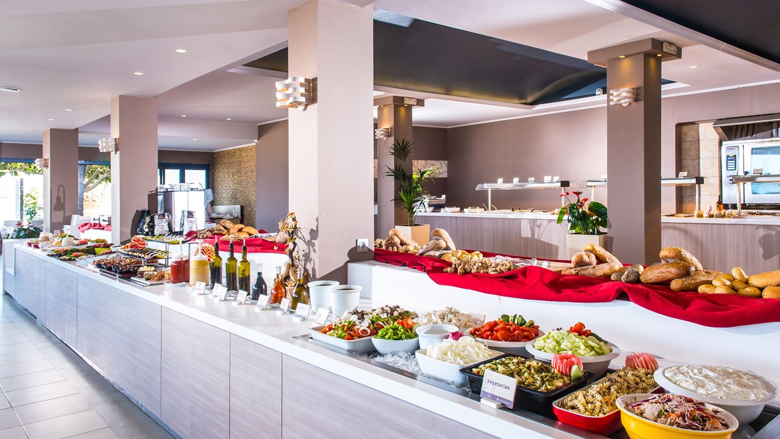 restaurants-lyra-restaurant