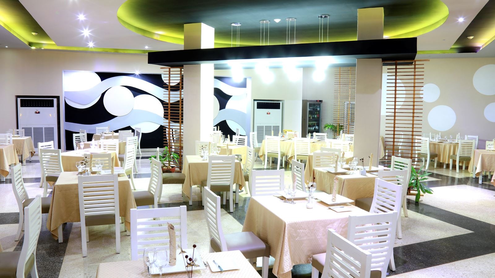 restaurants-fusion-restaurant