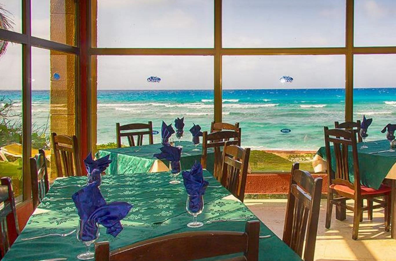 restaurants-restaurant