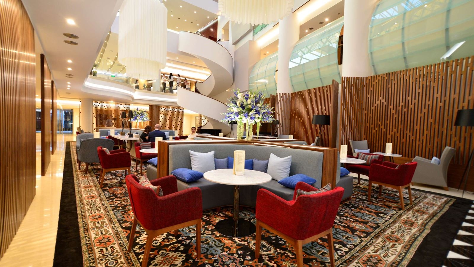 bars-бар-в-фойе