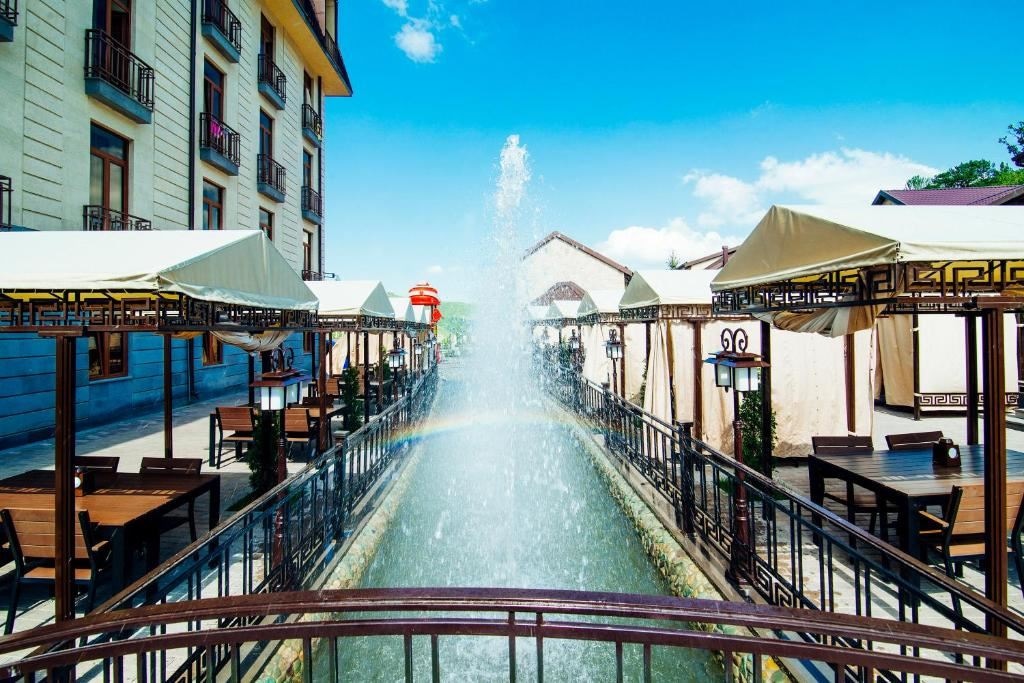 general-main-building