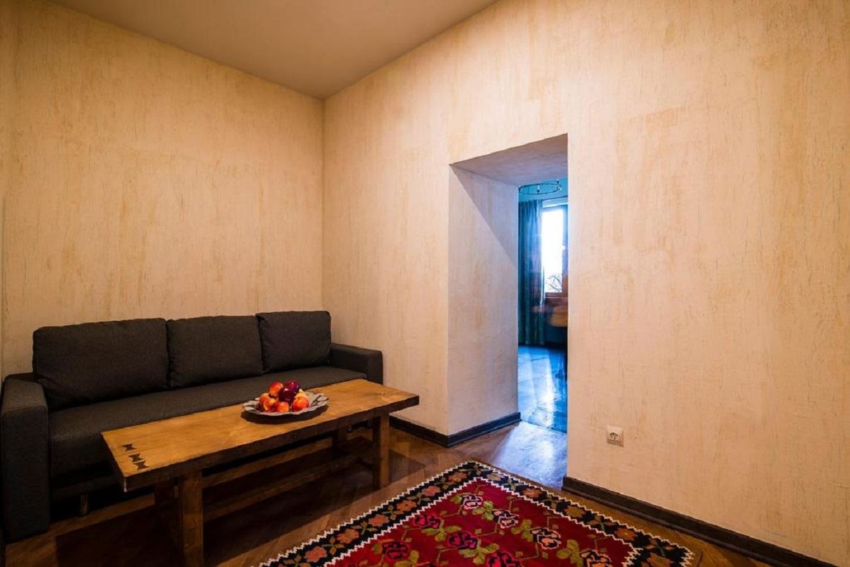 rooms-family-suit-with-balcony-dbl