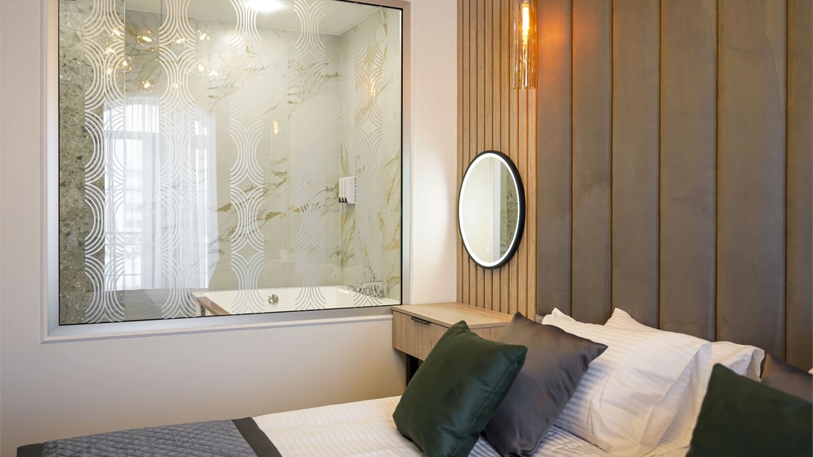 rooms-superior-studio-room