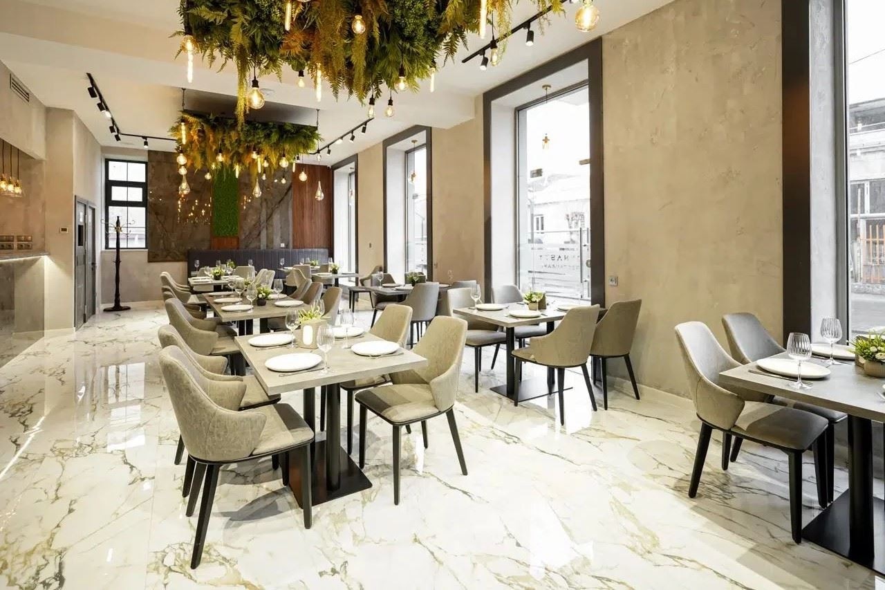 restaurants-restaurant