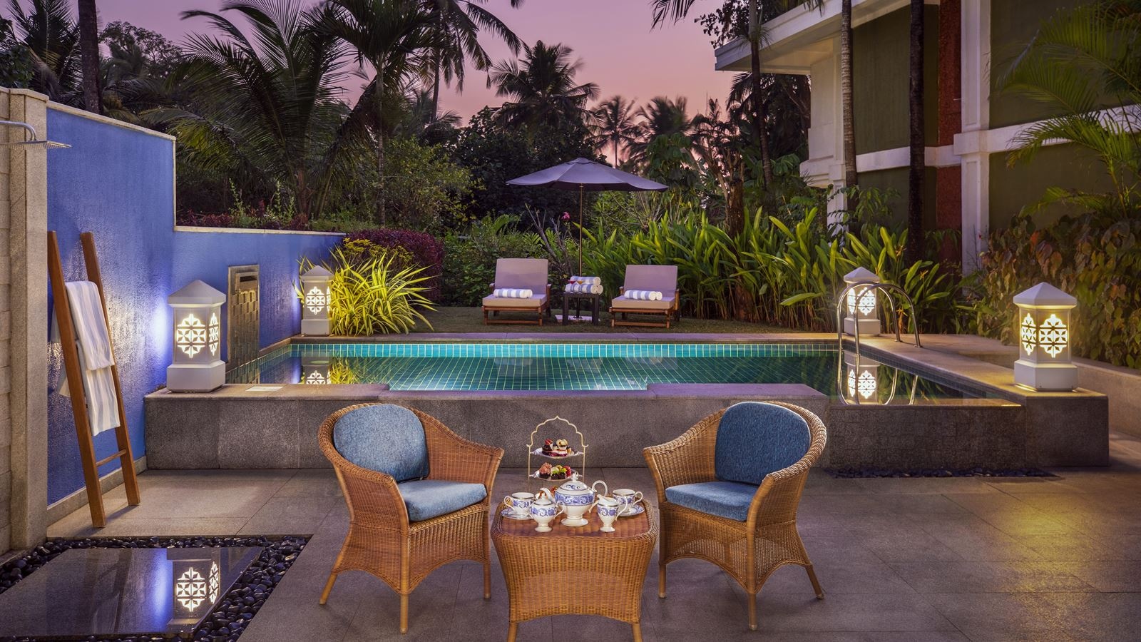 rooms-villa-room-garden-view-with-pool-view