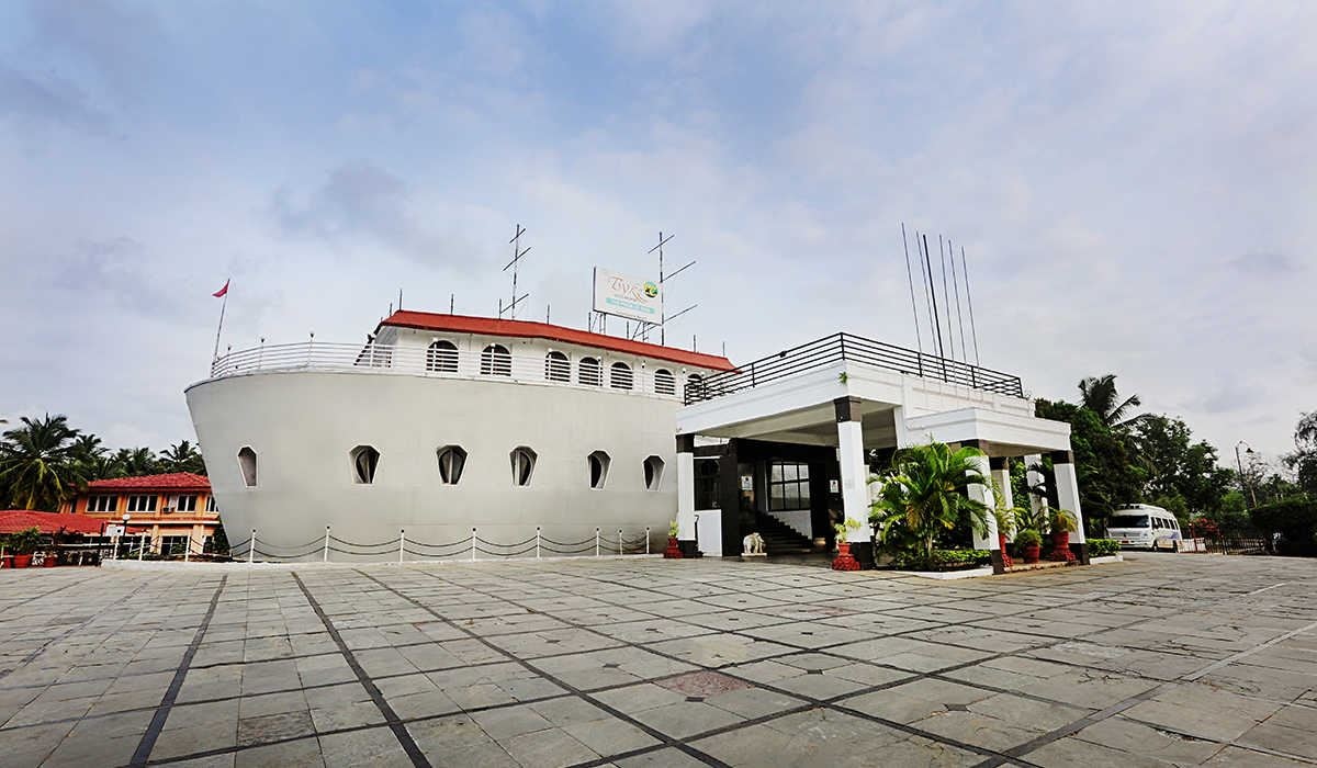 general-main-building