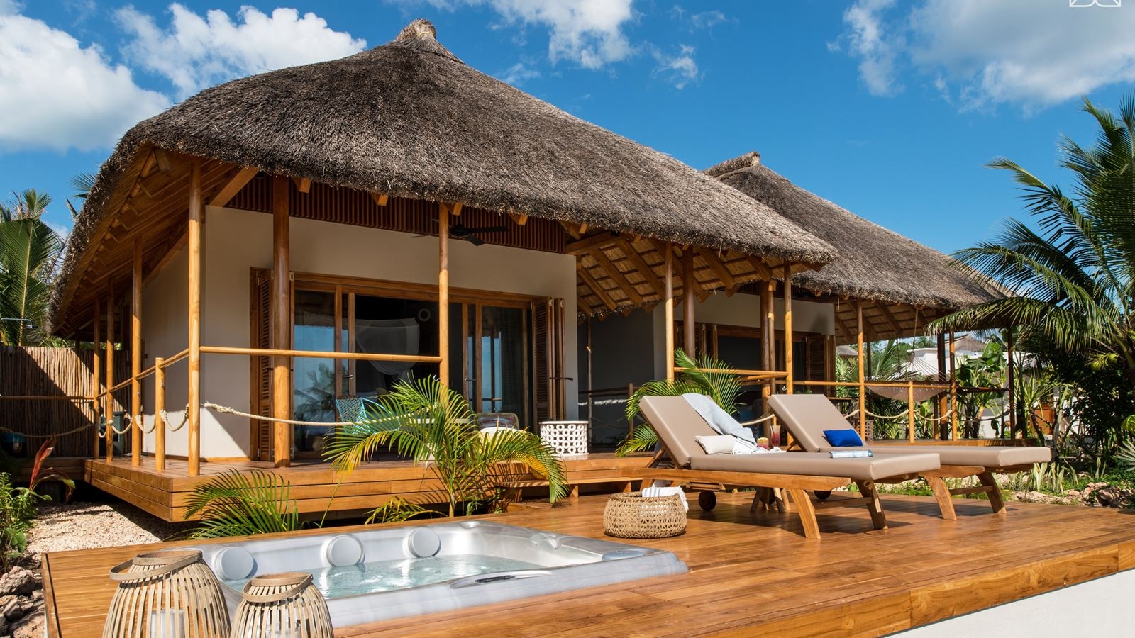 rooms-ocean-front-suite