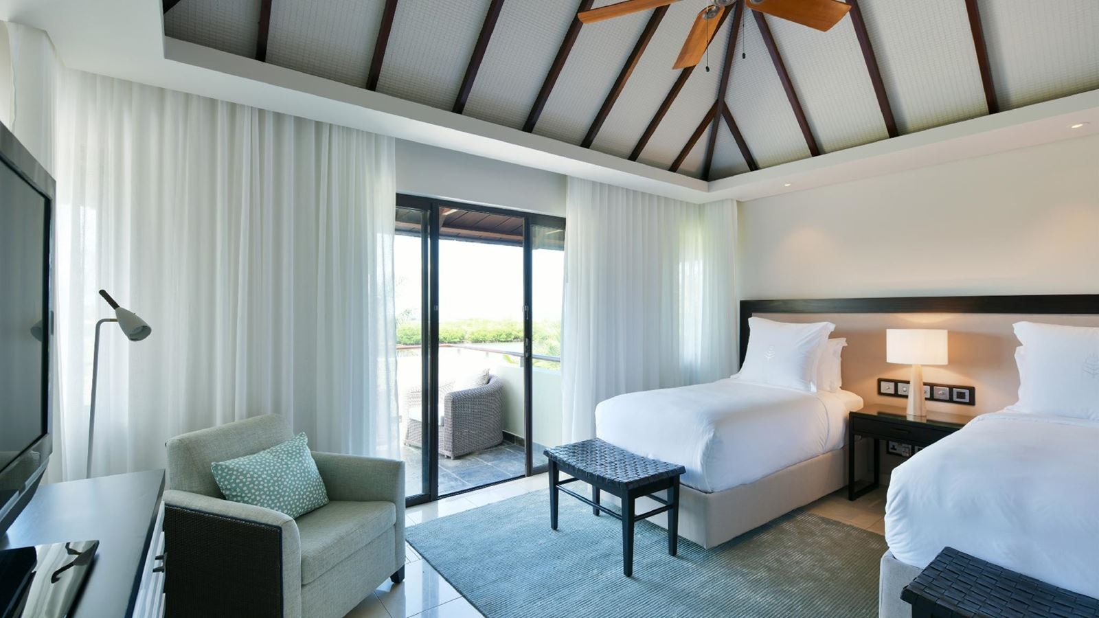 rooms-5-broom-grand-residence-villa