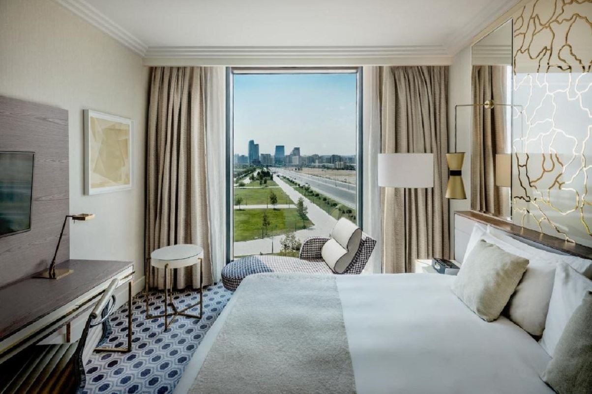 rooms-standard-room-city-view