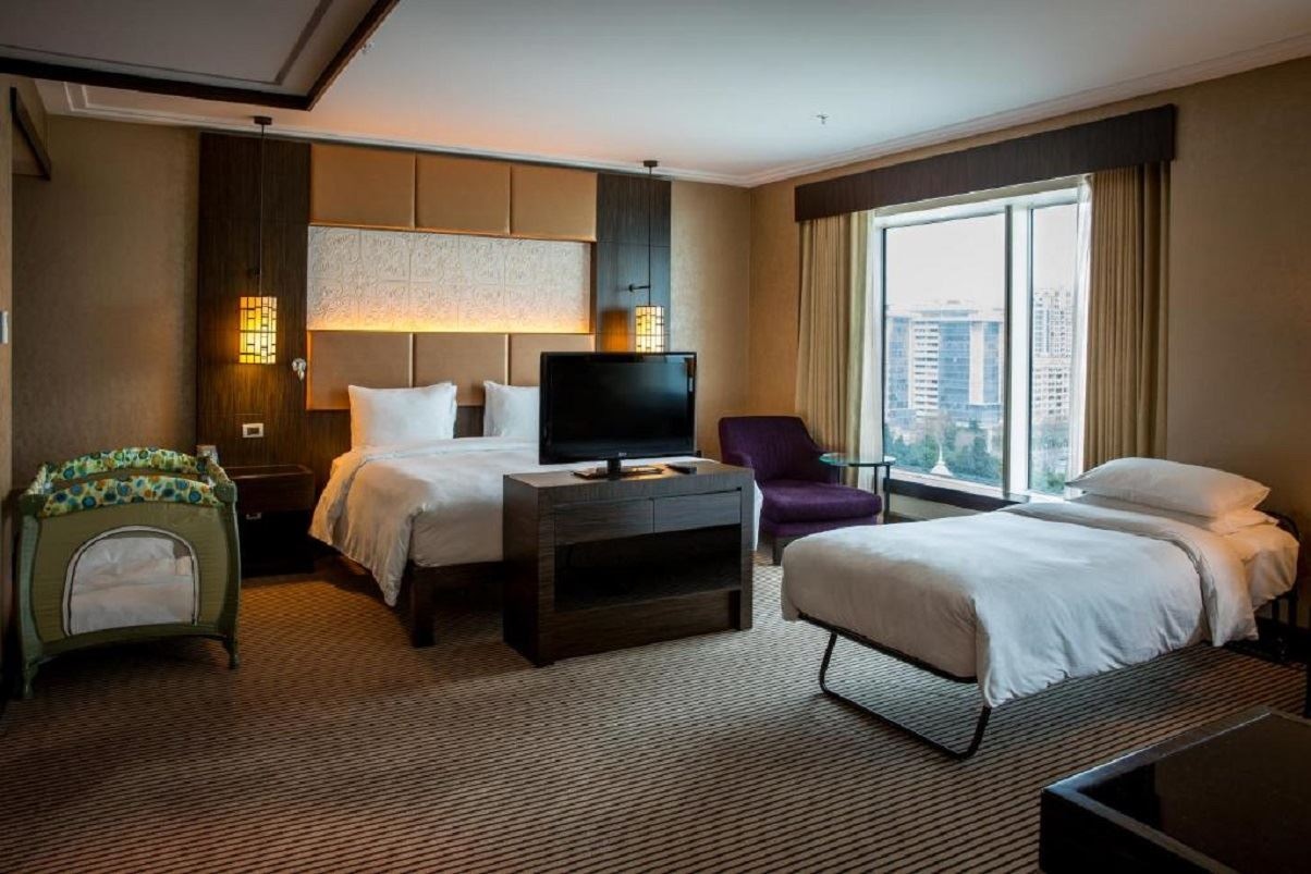 rooms-1-bedroom-family