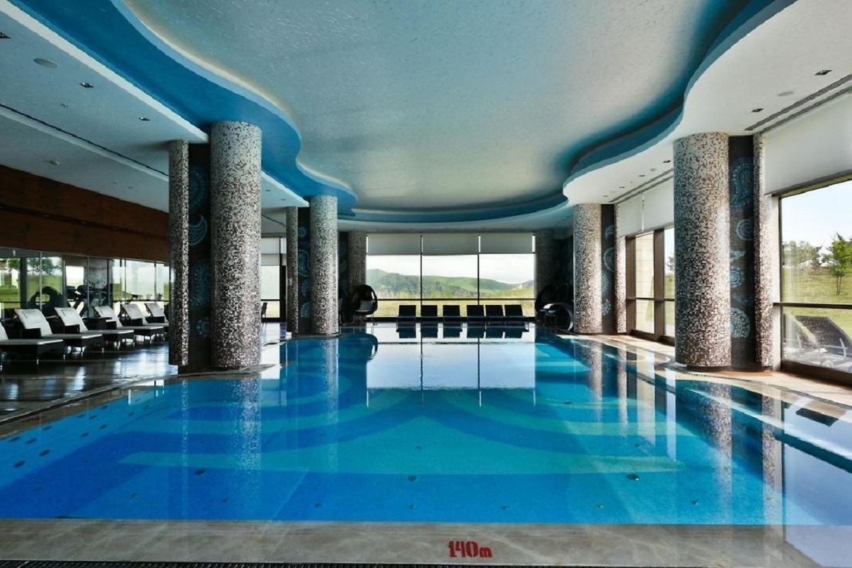 pools-indoor-pool