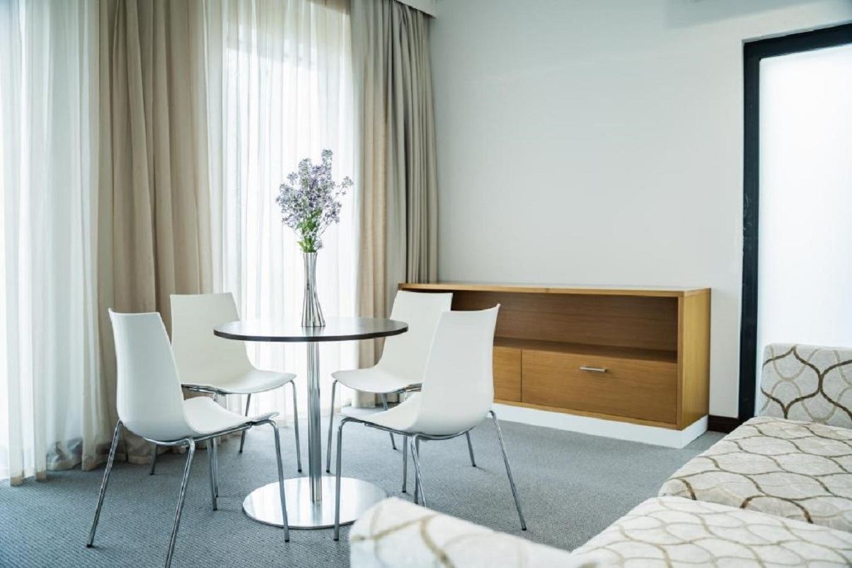 rooms-two-bedroom-apartment