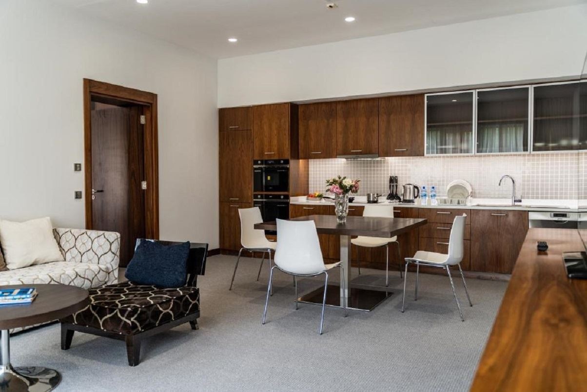 rooms-deluxe-two-bedroom-apartment