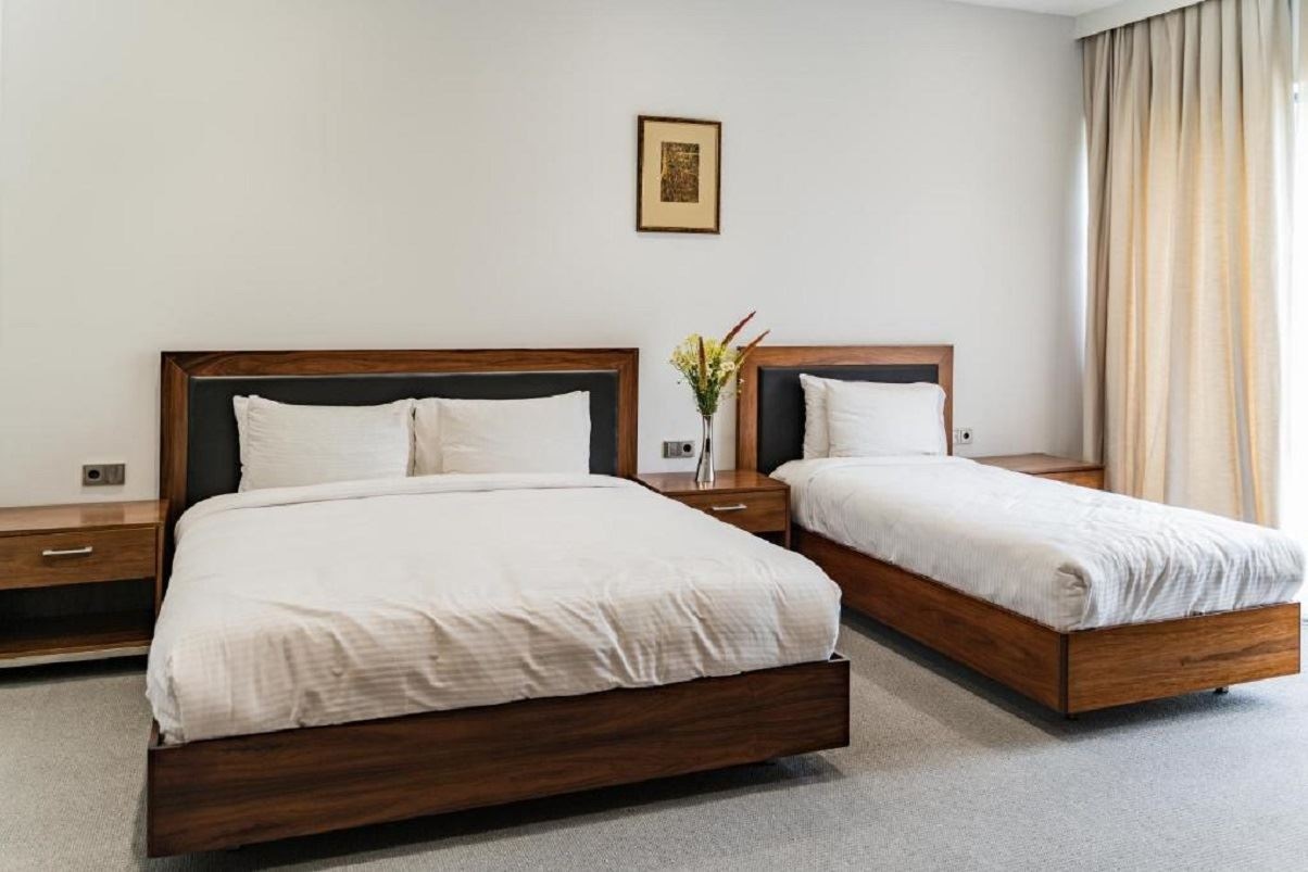 rooms-deluxe-two-bedroom-apartment