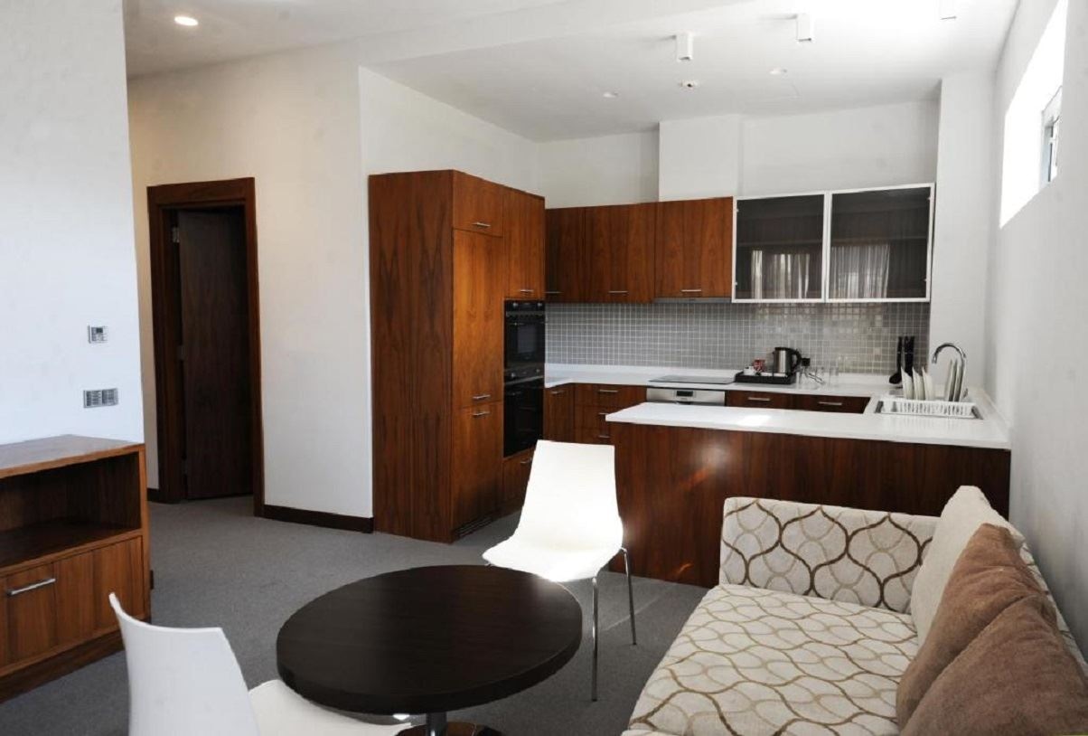 rooms-two-bedroom-suites-6-twin-beds