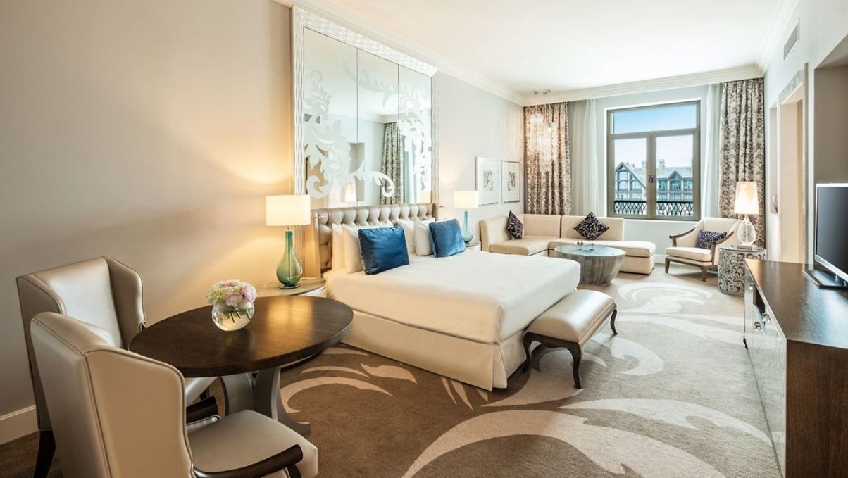 rooms-executive-suite