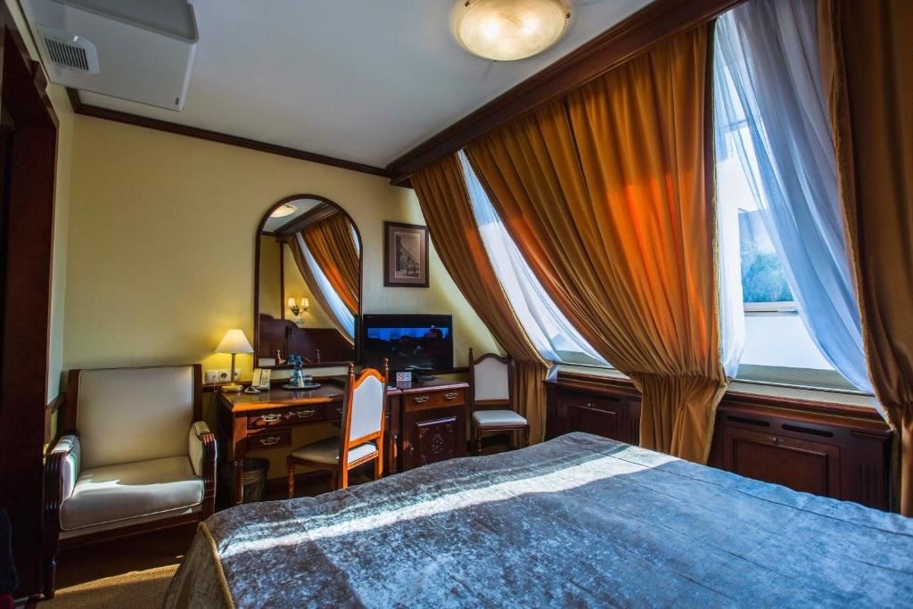 rooms-double-twin-standard-room