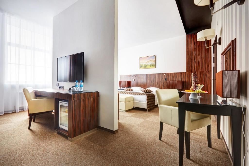 rooms-studio-superior