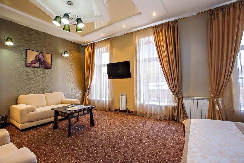 rooms-deluxe-double-room