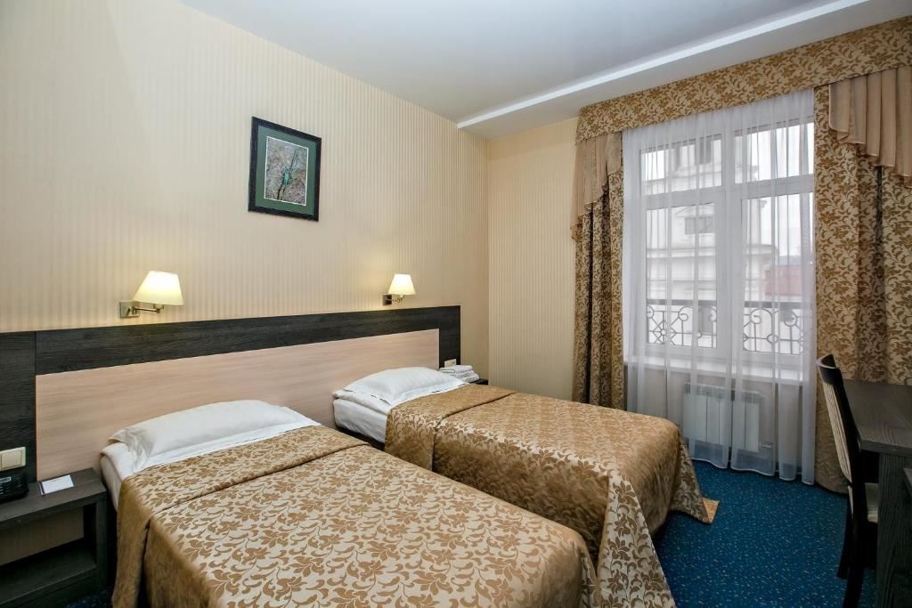 rooms-standard-twin-room