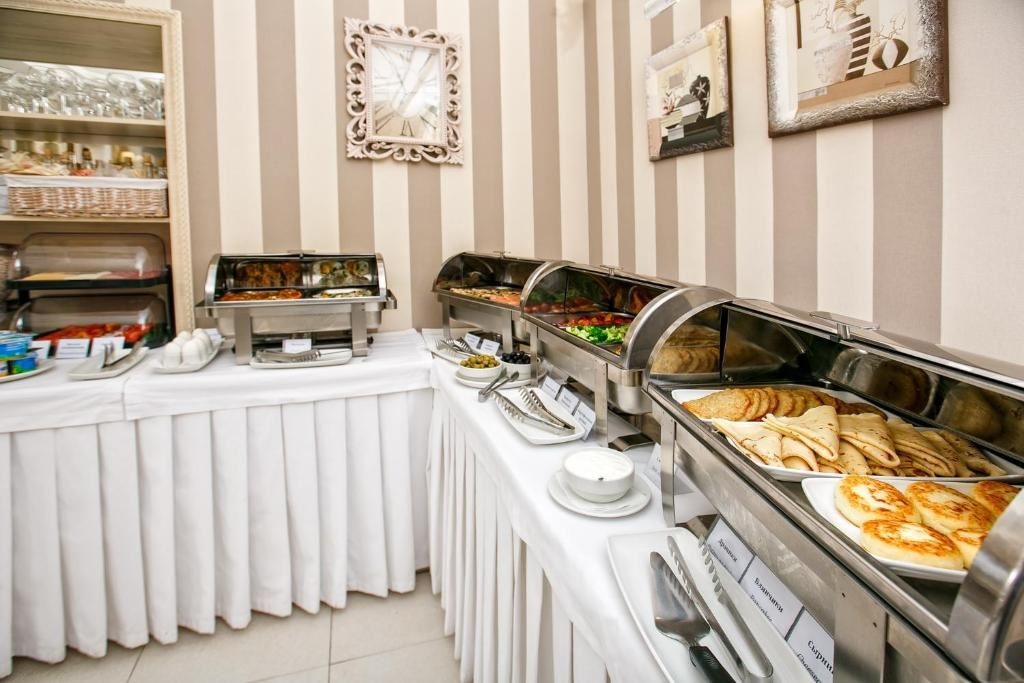 restaurants-restaurant