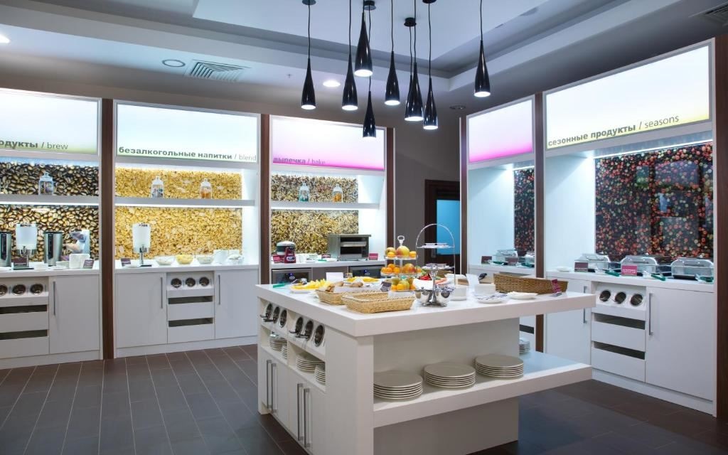 restaurants-restaurant