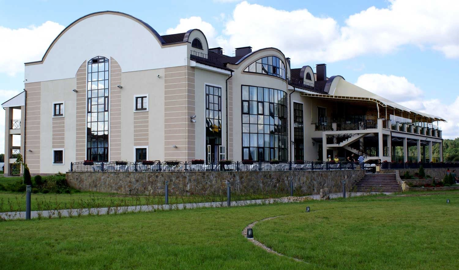 general-main-building