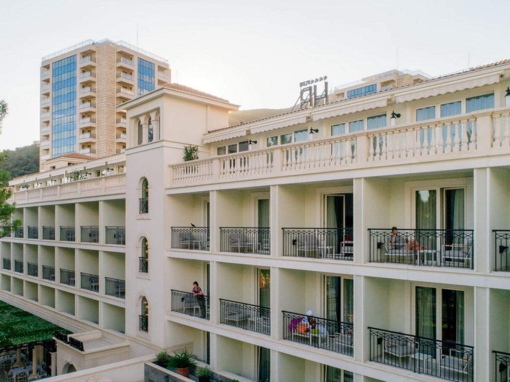 general-main-building