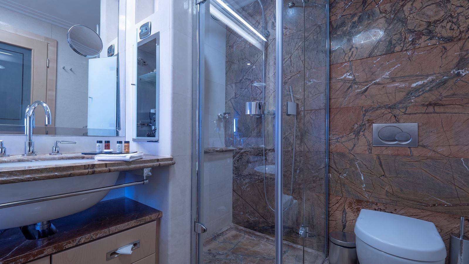 rooms-superior-room-premium-sea-view