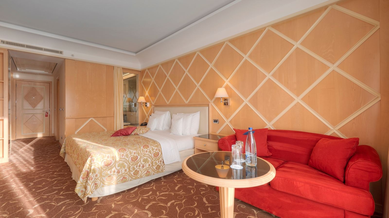 rooms-superior-room-pool-view-single-use