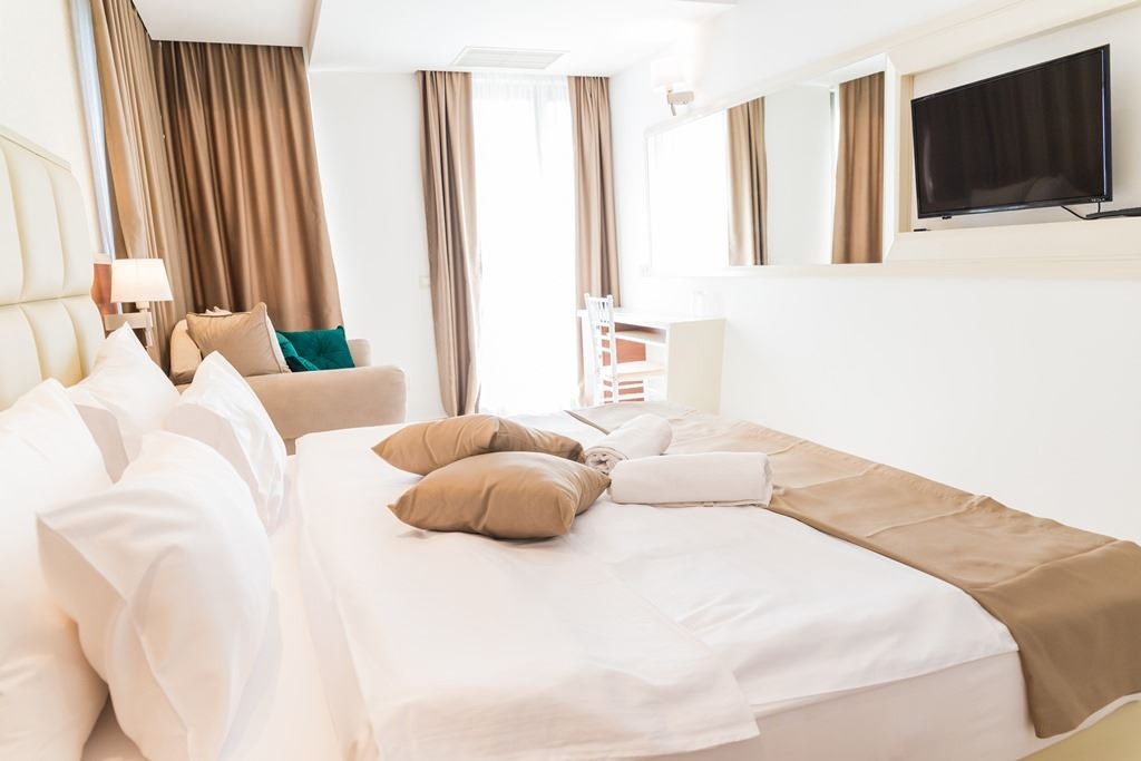 rooms-superior-double-room