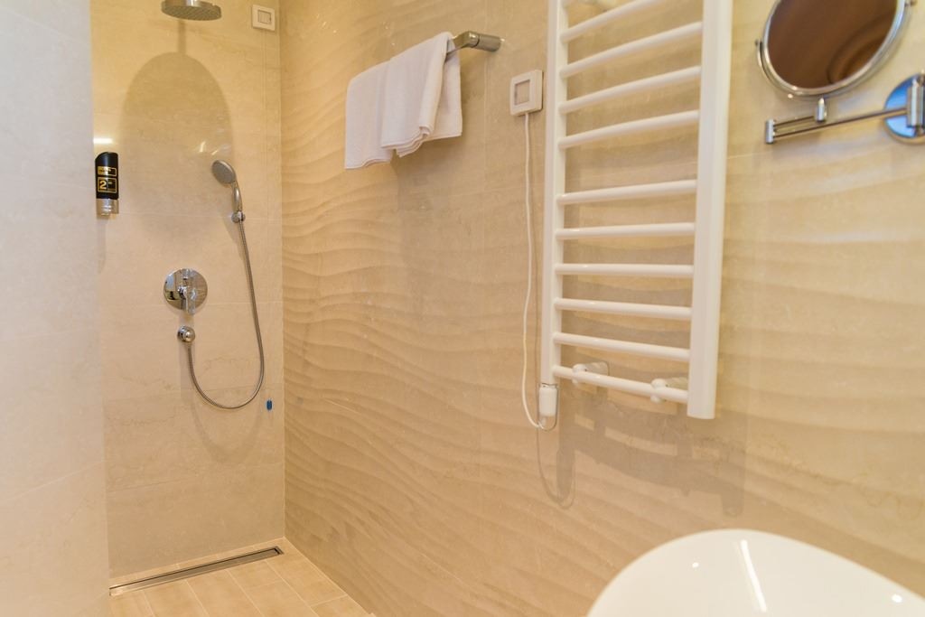 rooms-superior-double-room