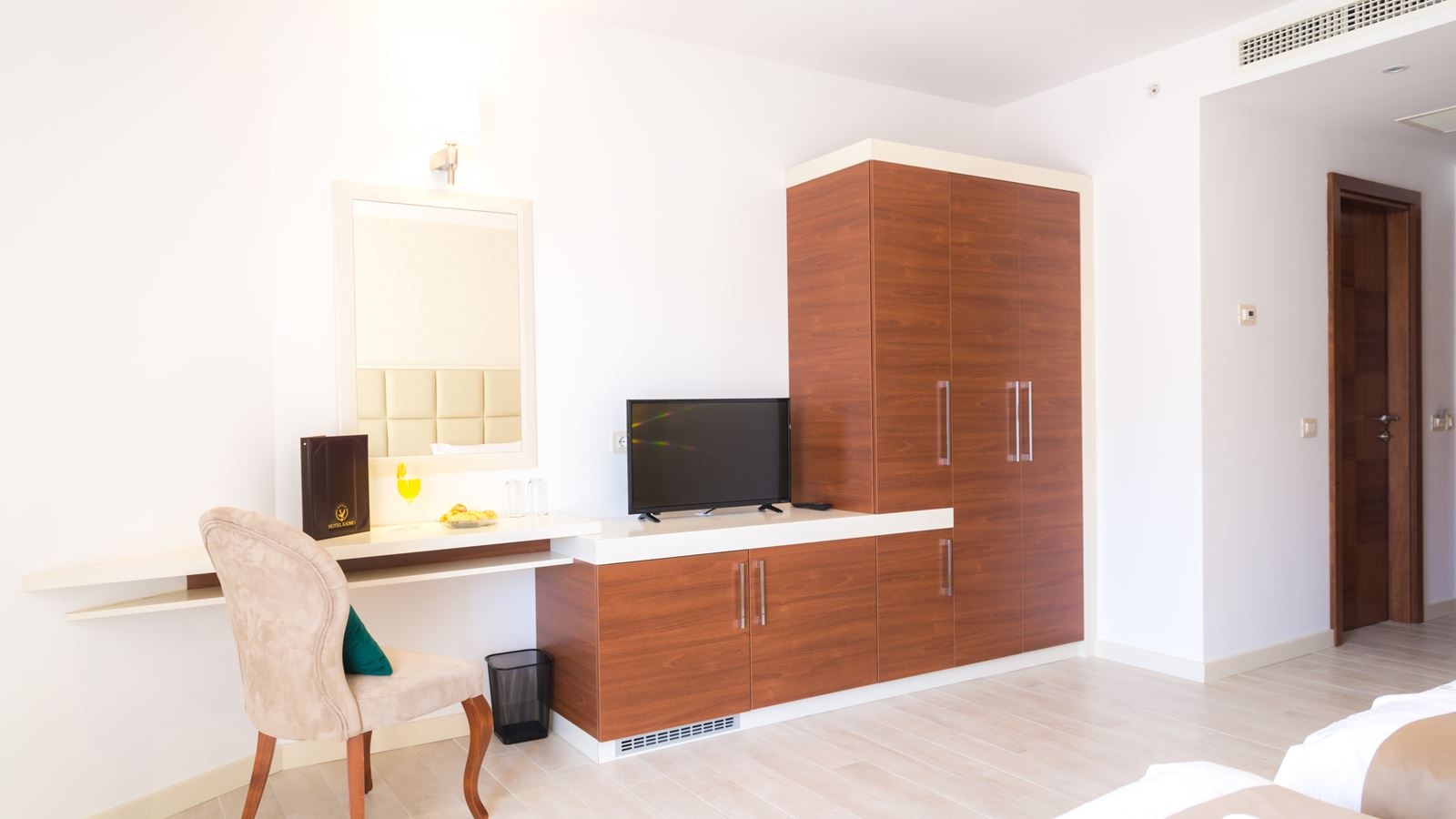 rooms-standard-triple-room