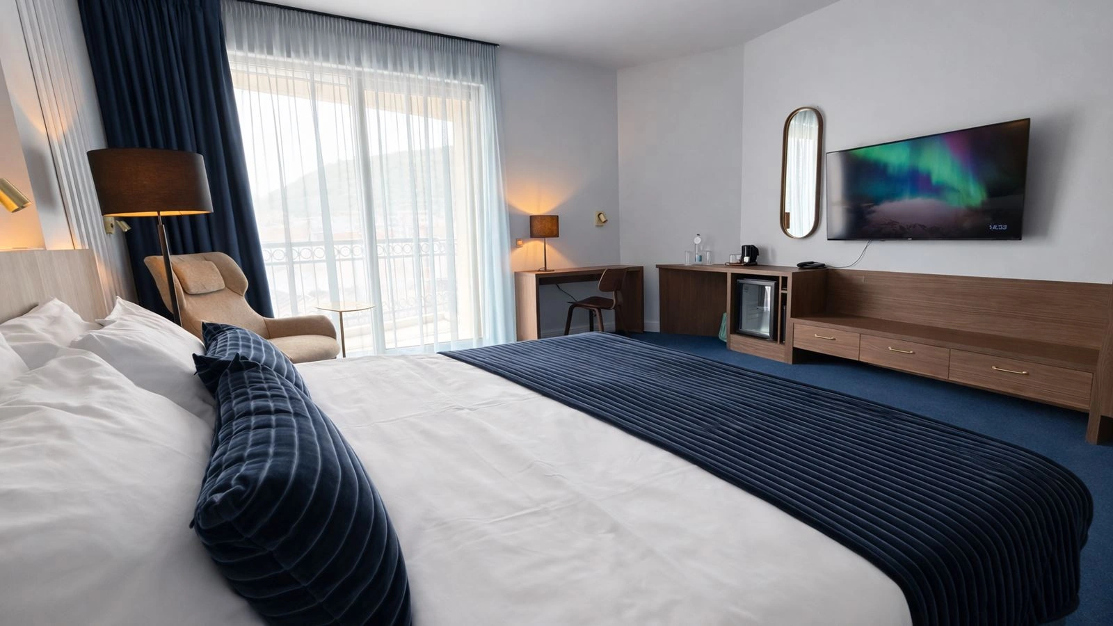 rooms-deluxe-double-room-with-extra-bed