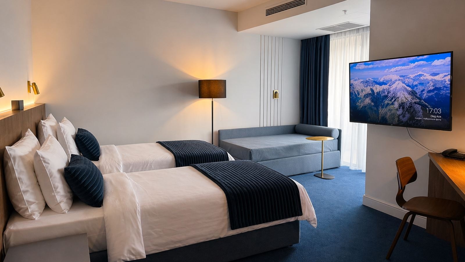 rooms-deluxe-triple-room