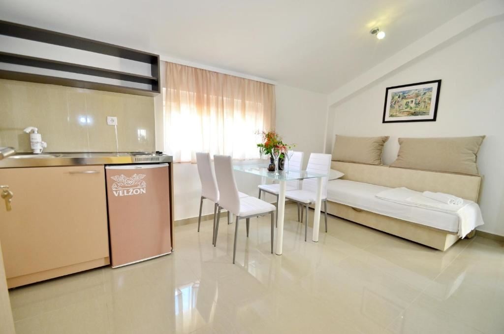 rooms-luxury-apartment-4-pax