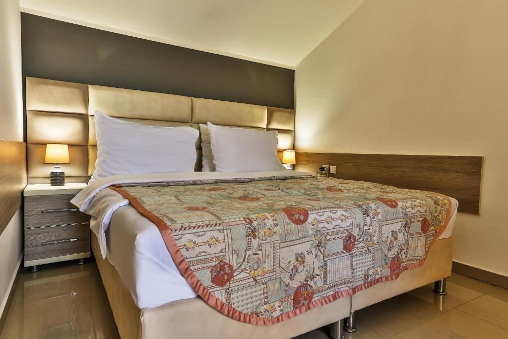 rooms-luxury-apartment-4-pax