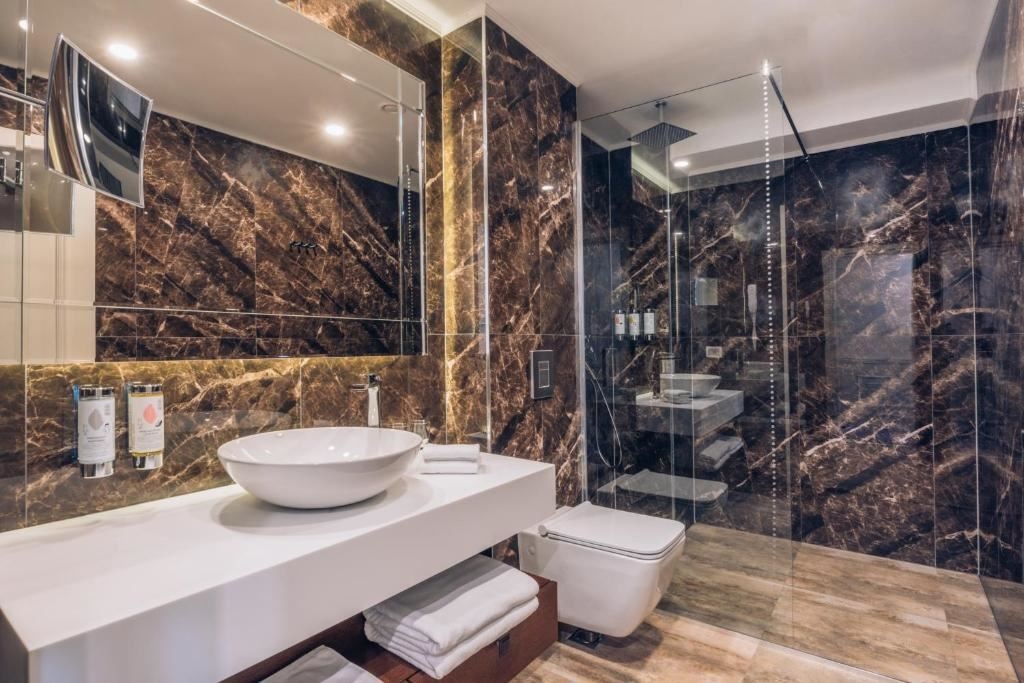 rooms-double-single-use-executive