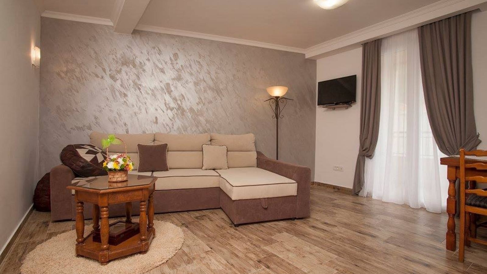 rooms-luxury-apartment