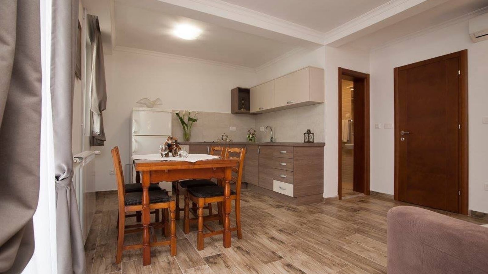 rooms-luxury-apartment