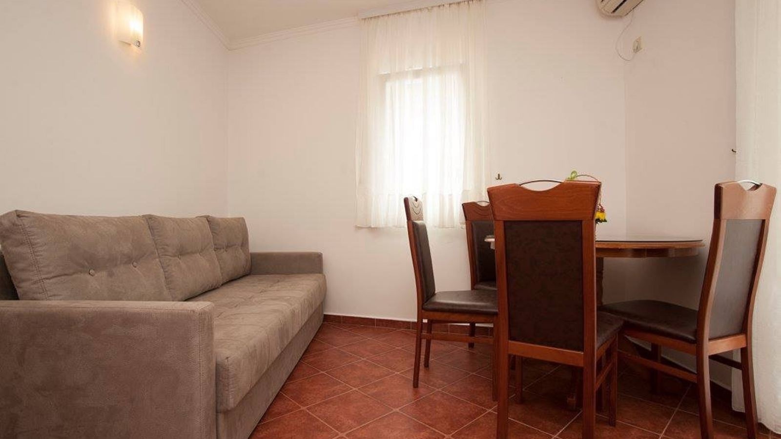 rooms-one-bedroom-apartment