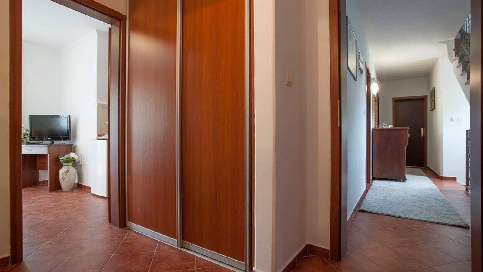 rooms-one-bedroom-apartment