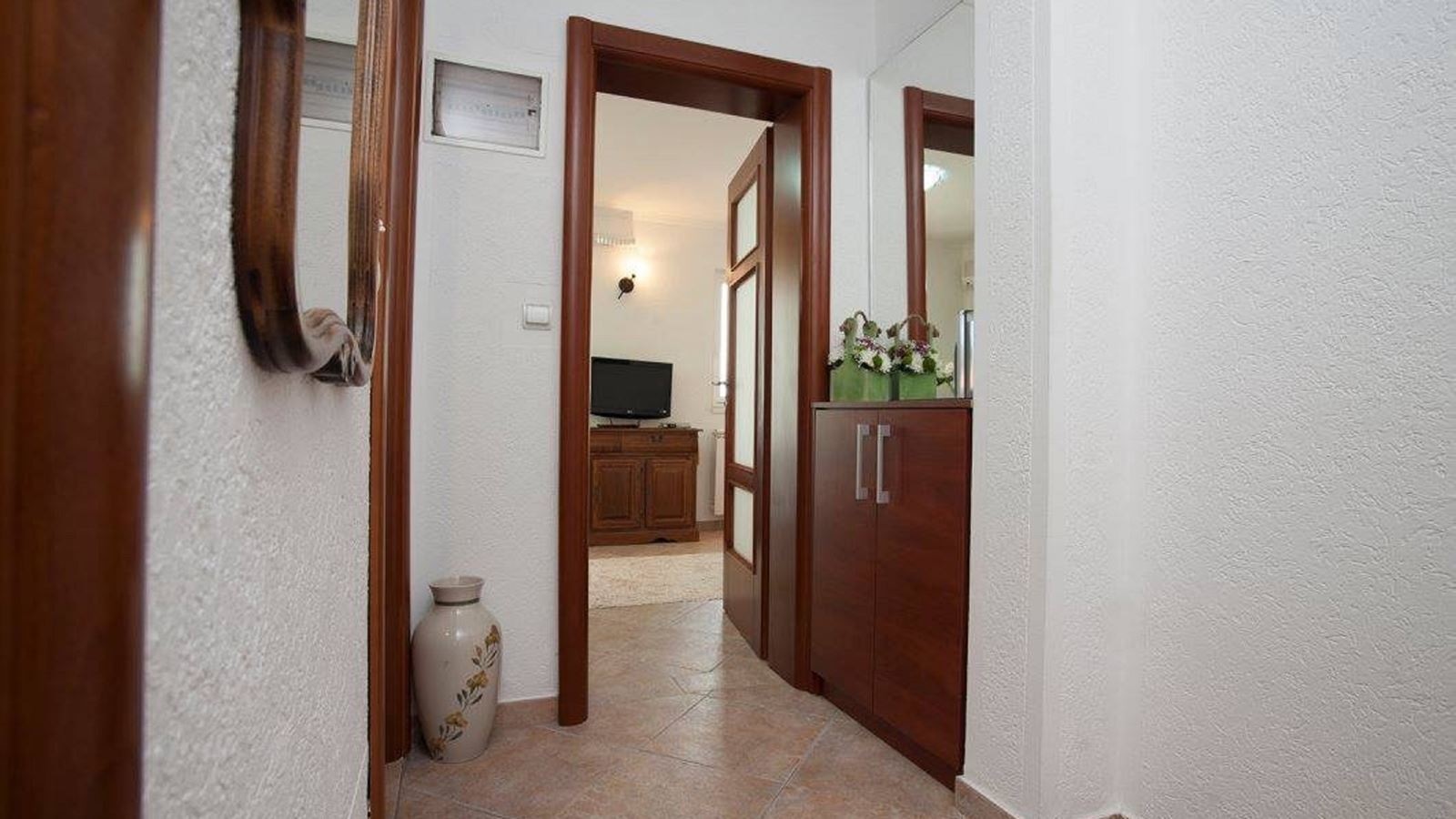 rooms-studio-apartment-sea-view