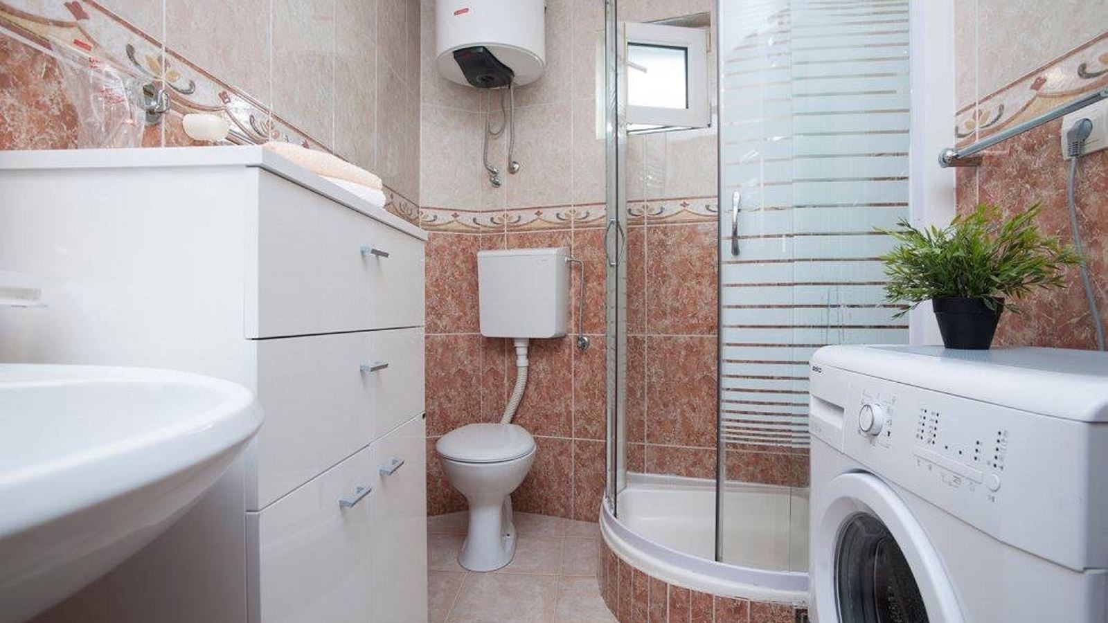 rooms-studio-apartment-sea-view