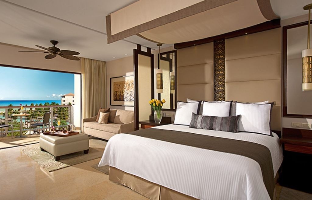 rooms-preferred-club-junior-suite-ocean-view