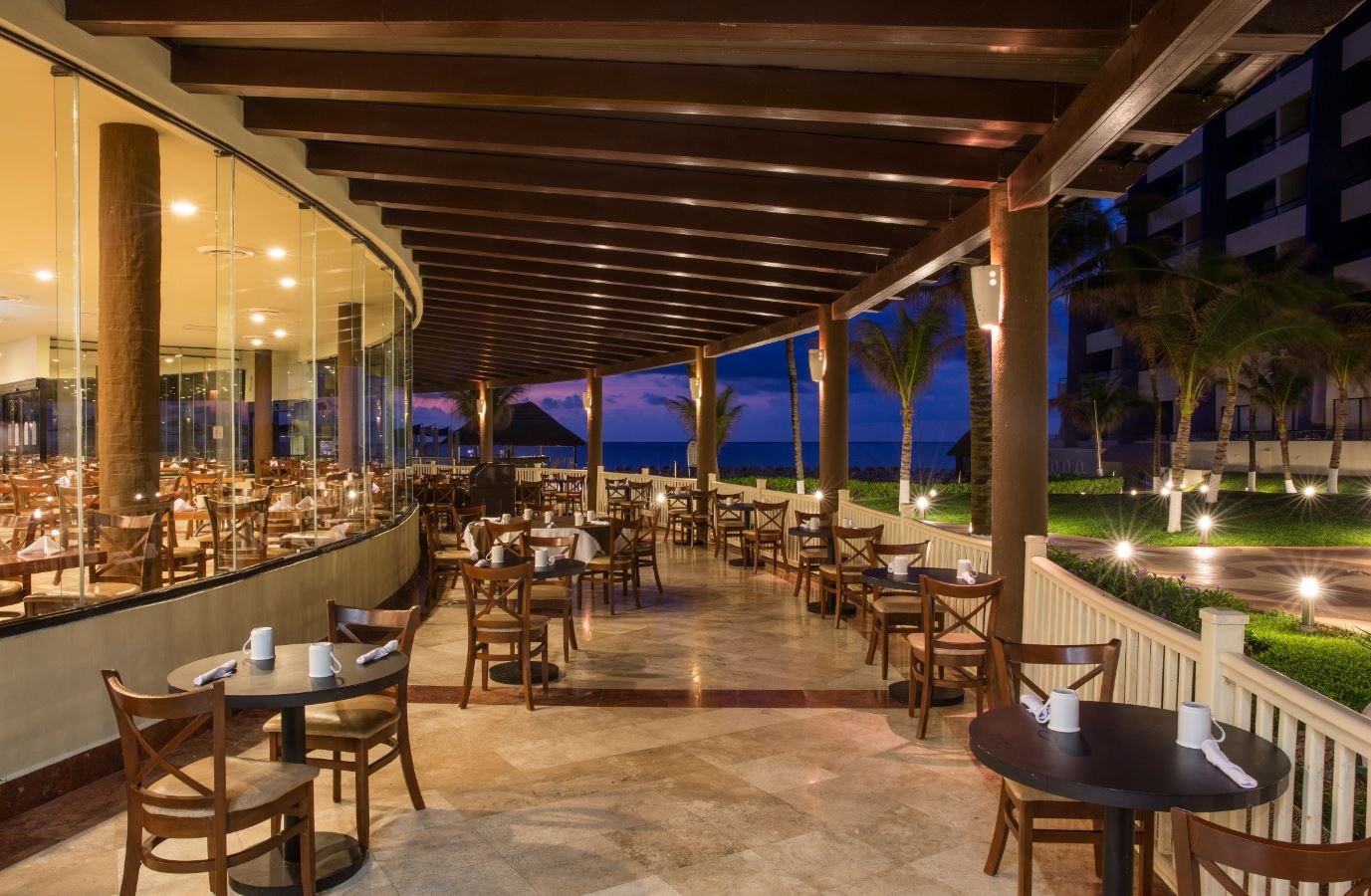 restaurants-la-palapa